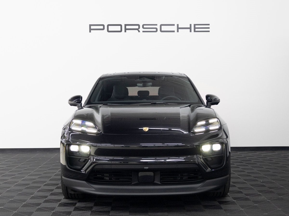 2025 Porsche Macan 4