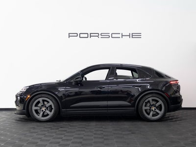 2025 Porsche Macan 4
