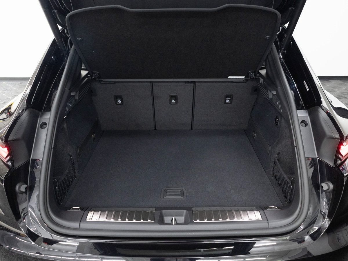 2025 Porsche Macan 4