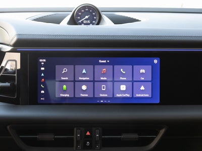 2025 Porsche Macan 4