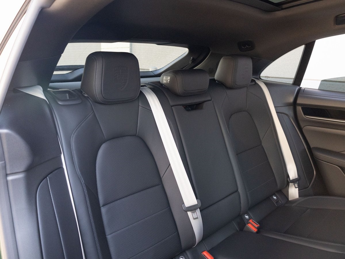 2025 Porsche Macan 4