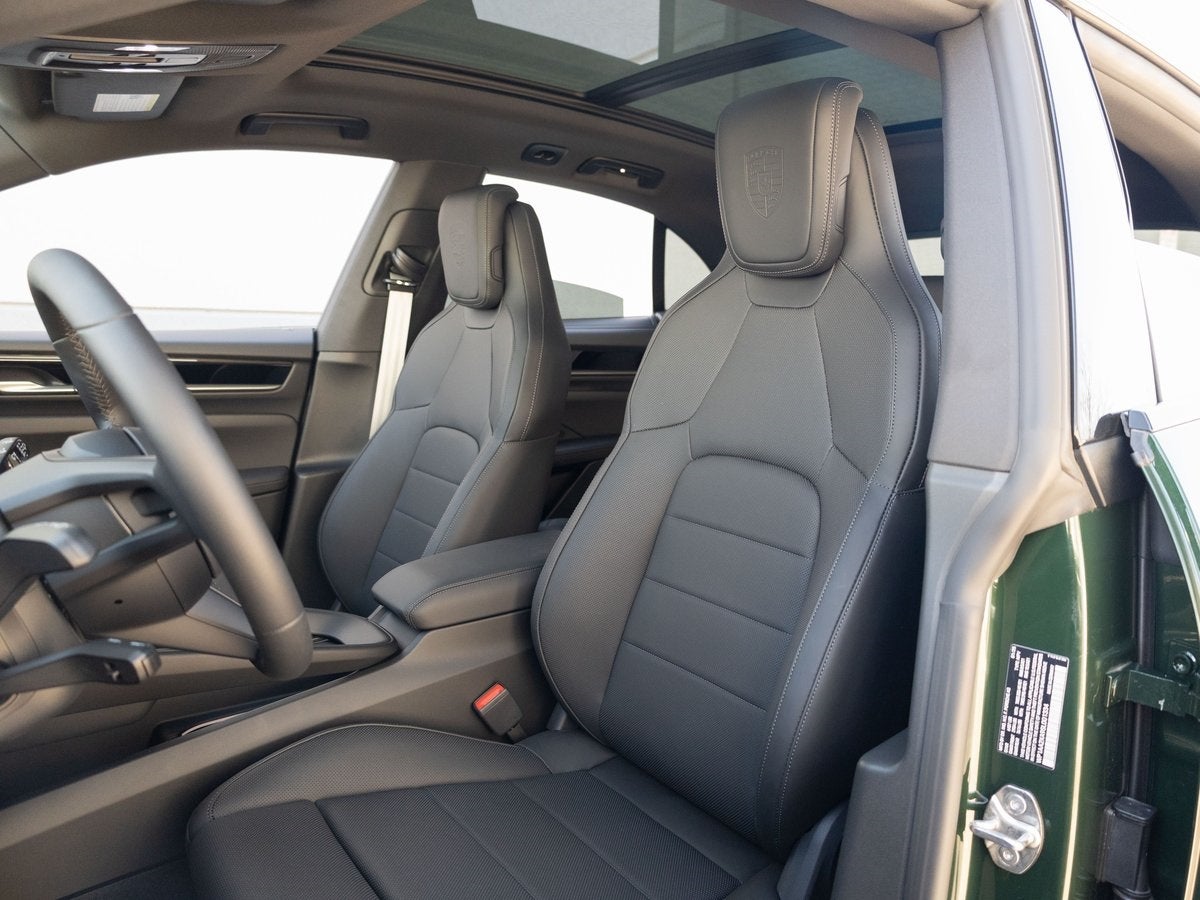 2025 Porsche Macan 4