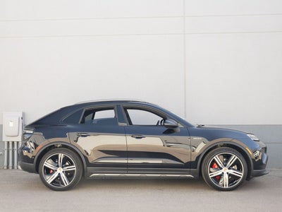 2025 Porsche Macan 4S