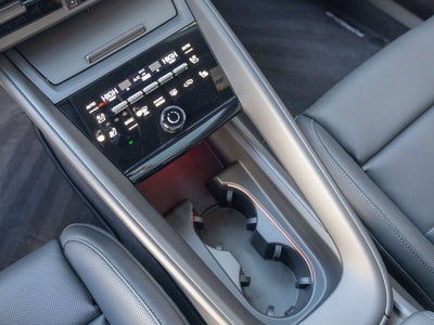 2025 Porsche Macan 4S