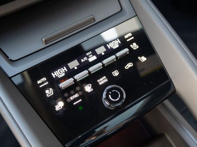 2025 Porsche Macan 4S