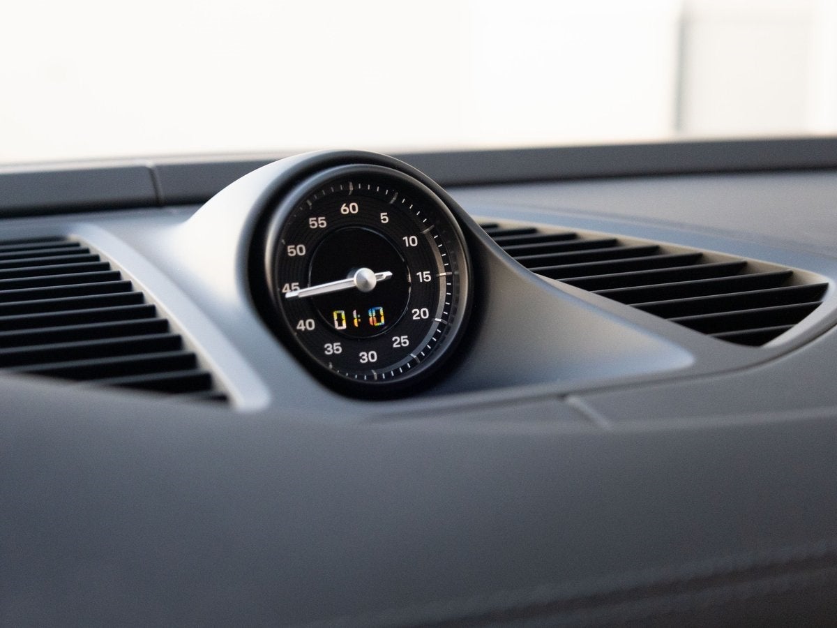 2025 Porsche Macan 4S