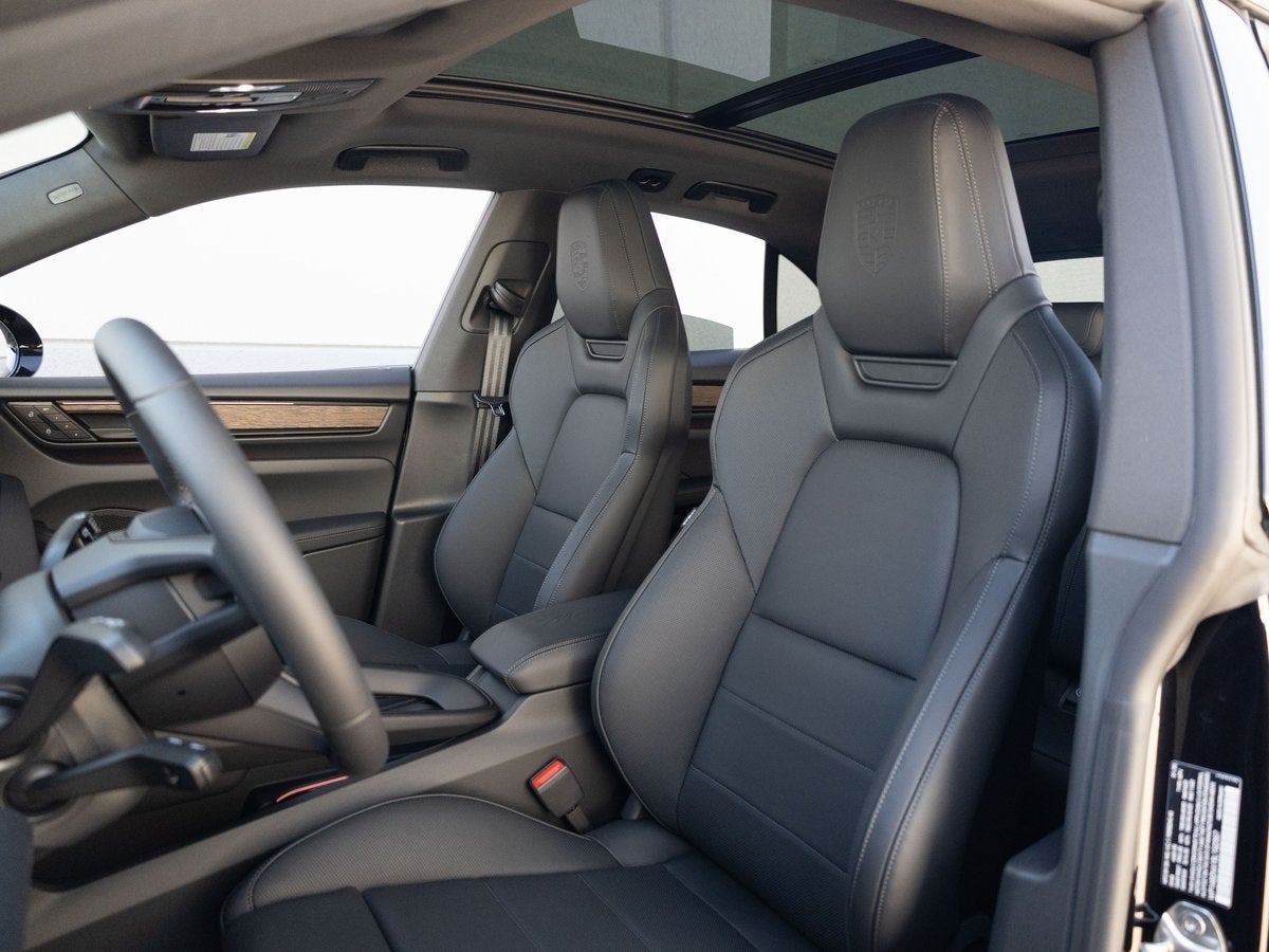 2025 Porsche Macan 4S