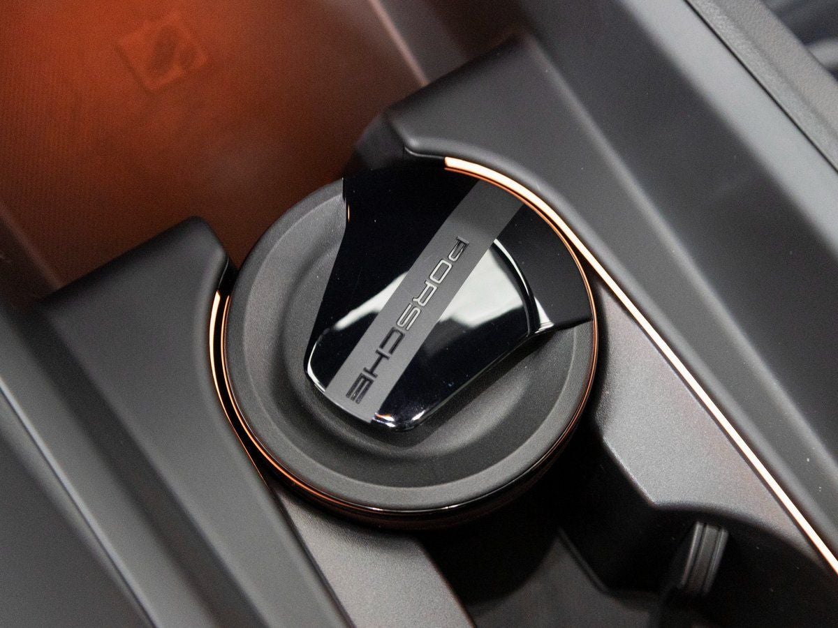 2025 Porsche Macan 4S Electric