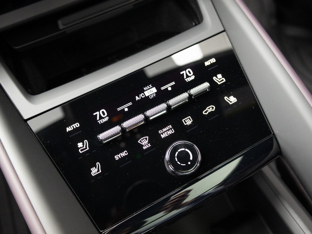 2025 Porsche Macan 4S