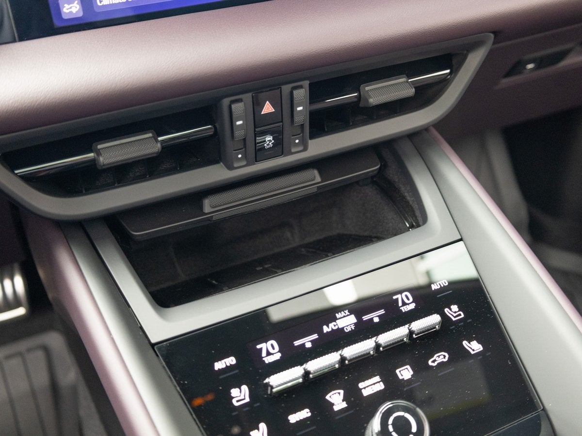 2025 Porsche Macan 4S