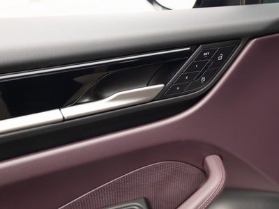 2025 Porsche Macan 4S