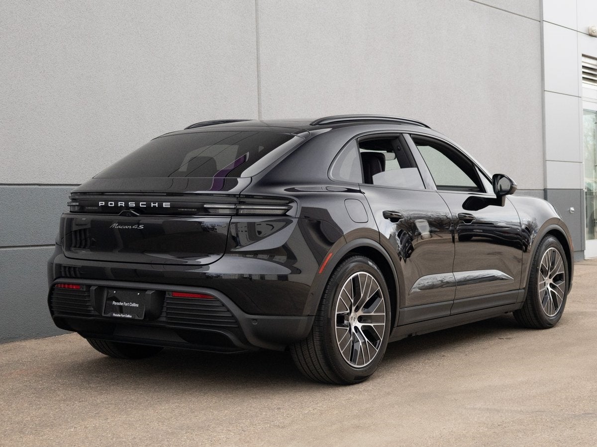 2025 Porsche Macan 4S