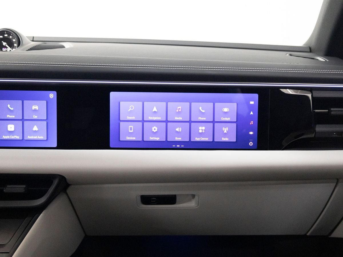 2025 Porsche Macan 4S Electric