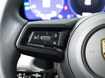 2025 Porsche Macan 4S Electric