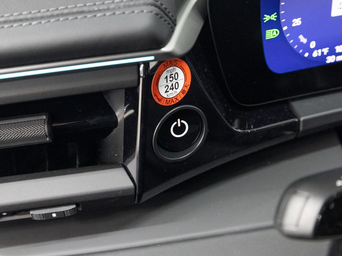 2025 Porsche Macan 4S Electric