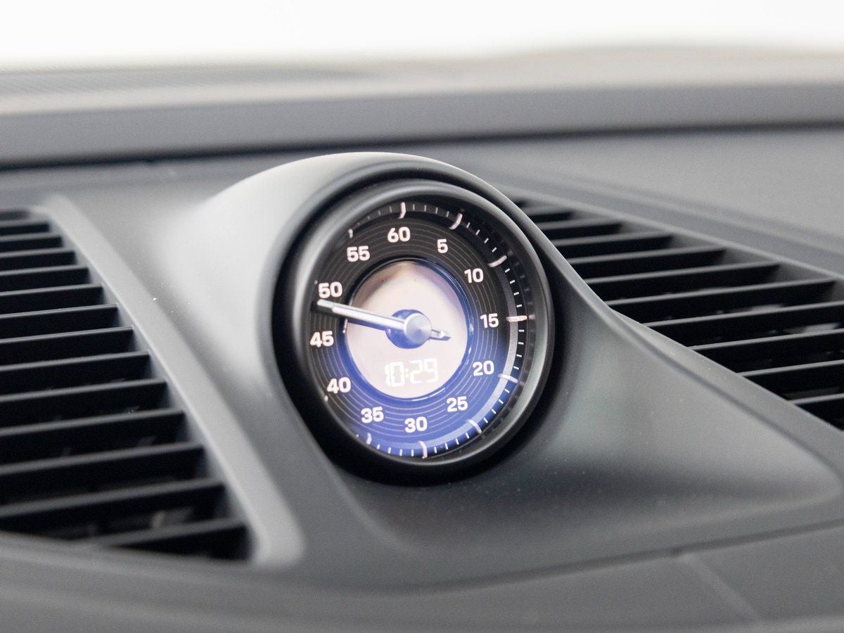 2025 Porsche Macan 4S Electric