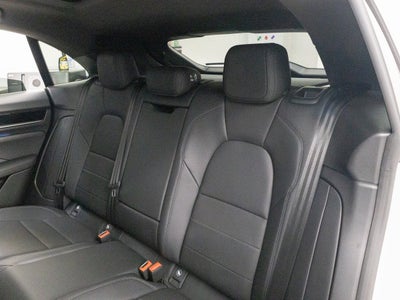 2025 Porsche Macan 4S