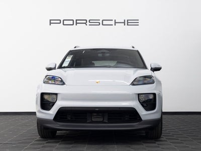 2025 Porsche Macan 4S