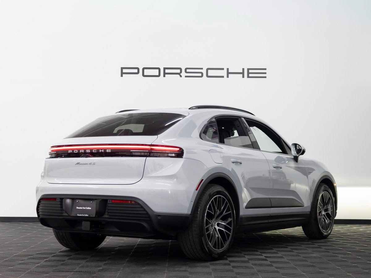 2025 Porsche Macan 4S