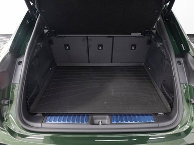 2025 Porsche Macan Turbo