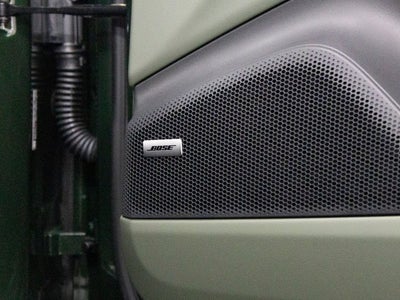 2025 Porsche Macan Turbo