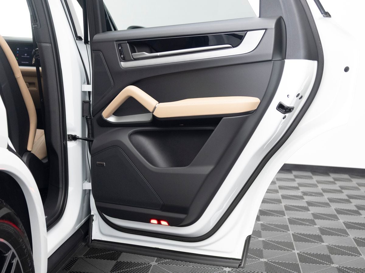 2026 Porsche Cayenne E-Hybrid