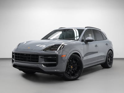 2024 Porsche Cayenne Base