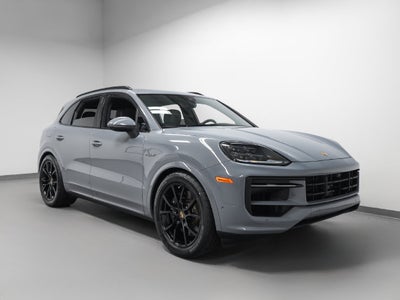 2024 Porsche Cayenne Base