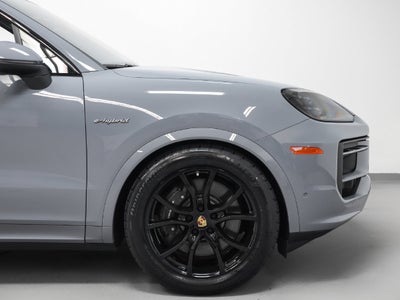 2024 Porsche Cayenne Base