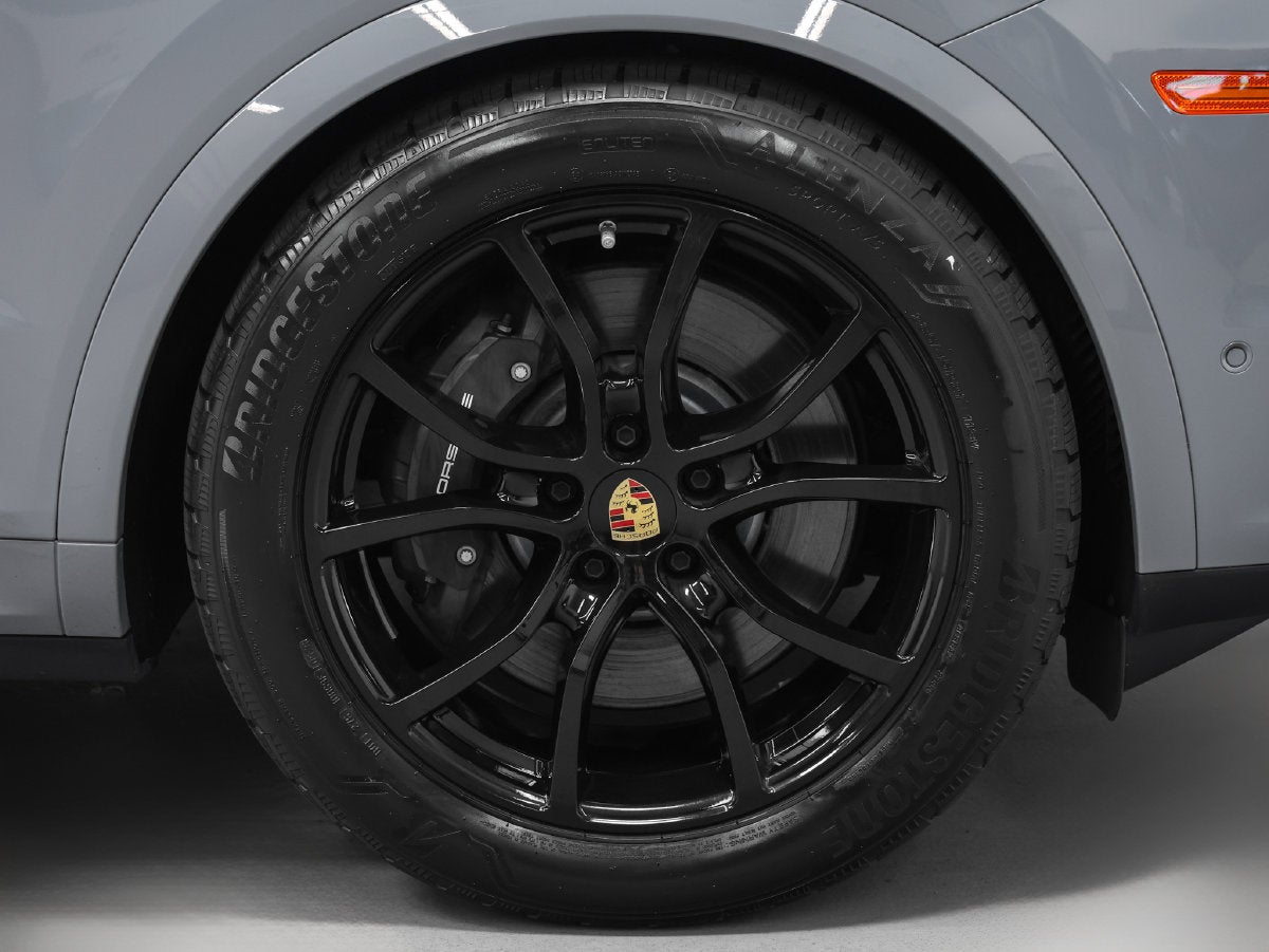 2024 Porsche Cayenne Base