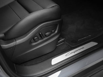 2024 Porsche Cayenne Base