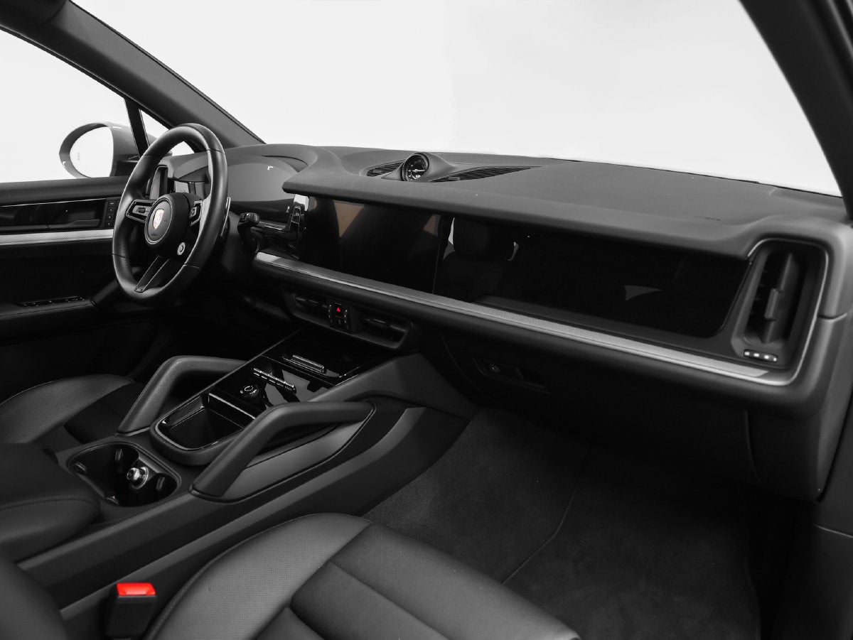 2024 Porsche Cayenne Base