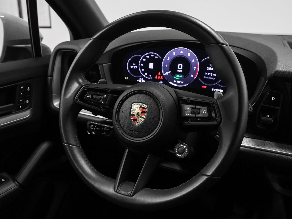 2024 Porsche Cayenne Base
