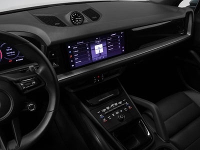 2024 Porsche Cayenne Base