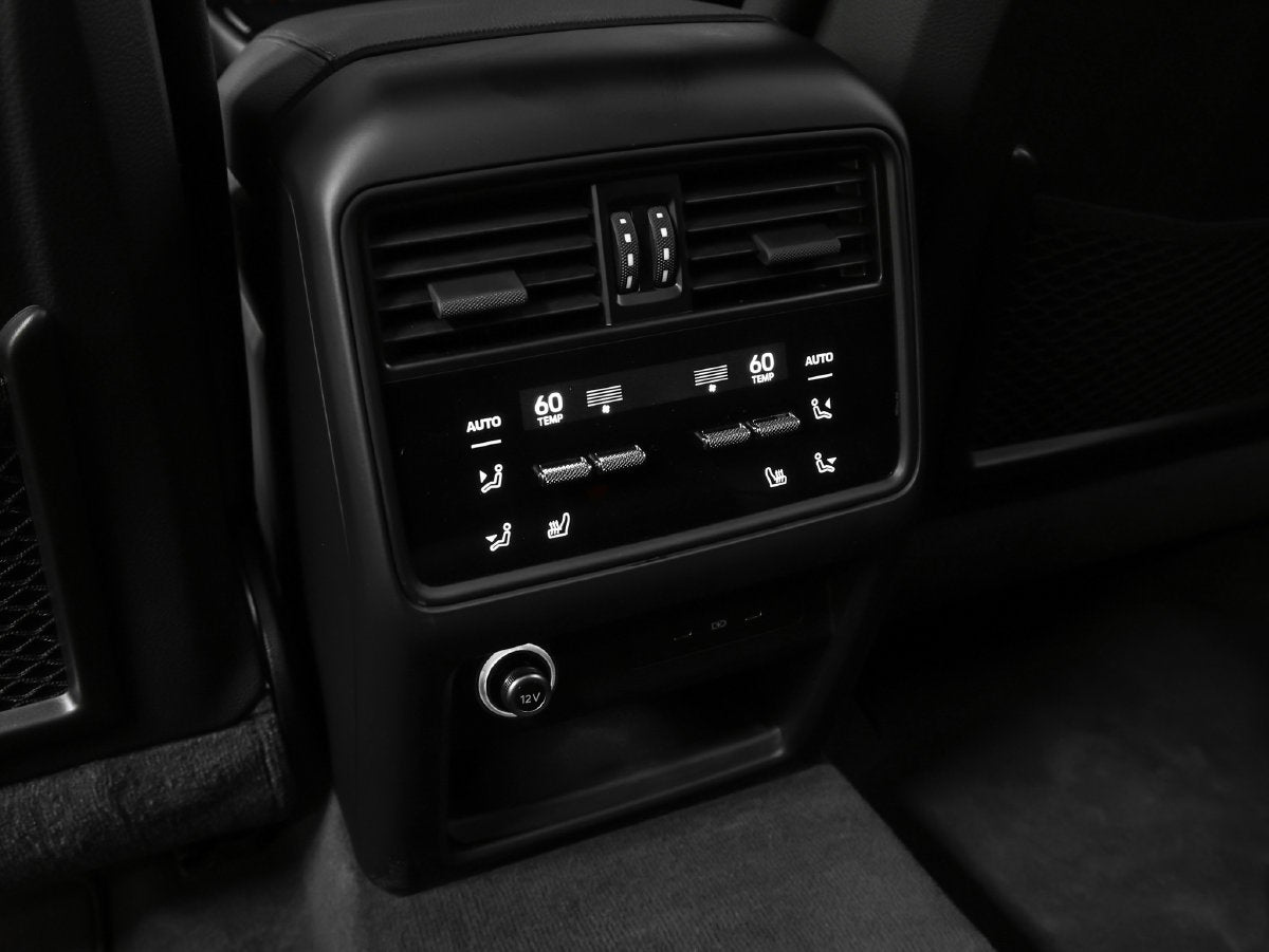 2024 Porsche Cayenne Base