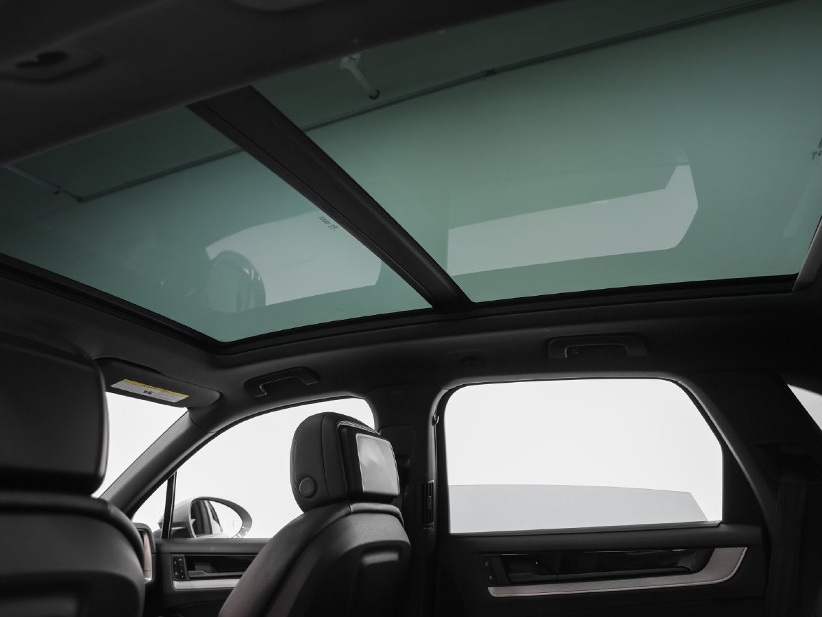 2024 Porsche Cayenne Base