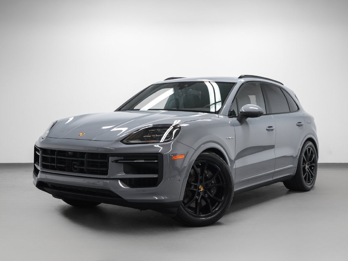2024 Porsche Cayenne Base