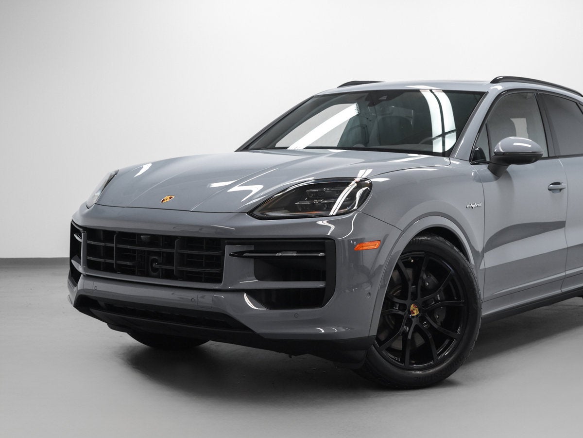 2024 Porsche Cayenne Base