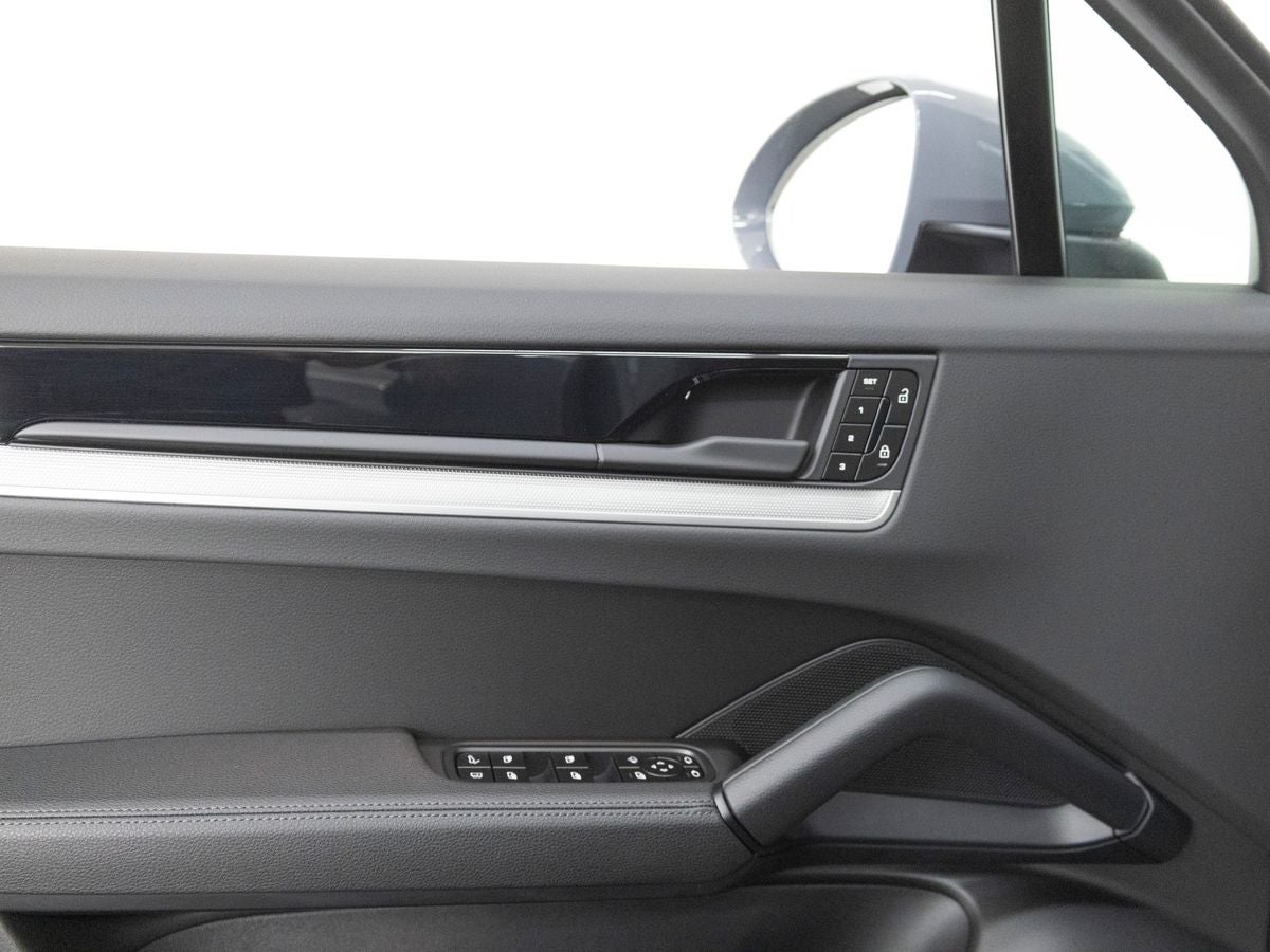 2026 Porsche Cayenne Cayenne E-Hybrid