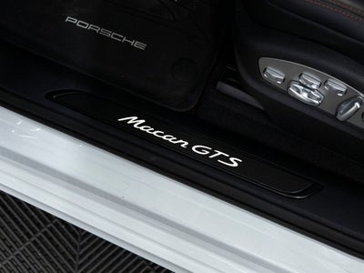 2026 Porsche Macan Macan GTS