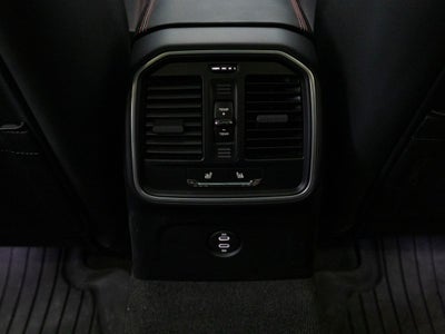 2026 Porsche Macan Macan GTS