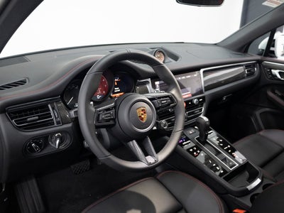 2026 Porsche Macan GTS