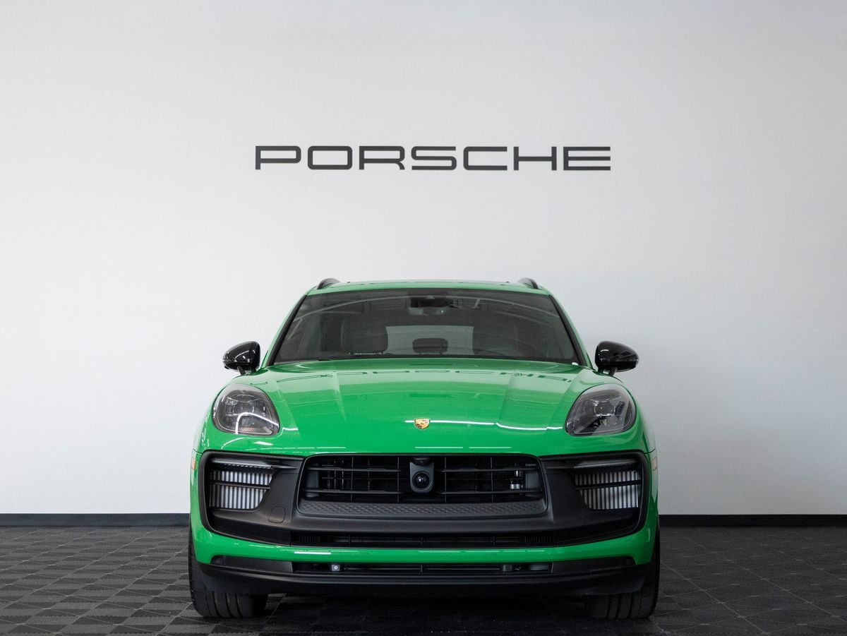 2026 Porsche Macan Macan GTS
