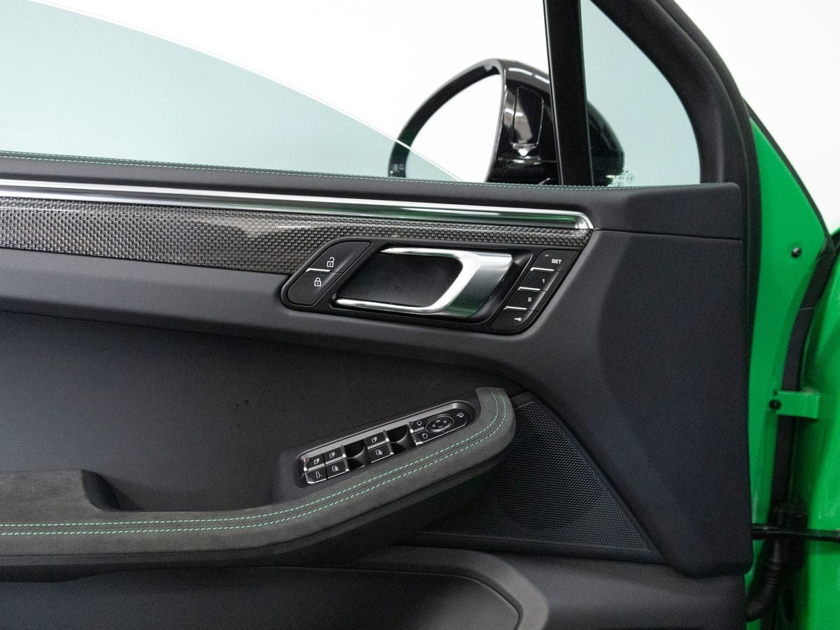 2026 Porsche Macan Macan GTS