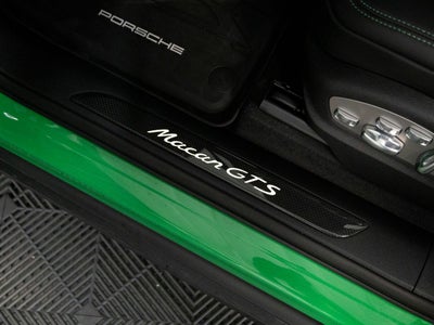 2026 Porsche Macan Macan GTS