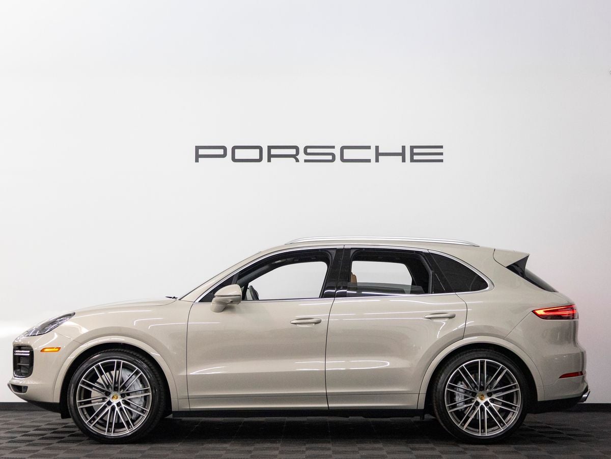 2023 Porsche Cayenne Cayenne Turbo (MY23)