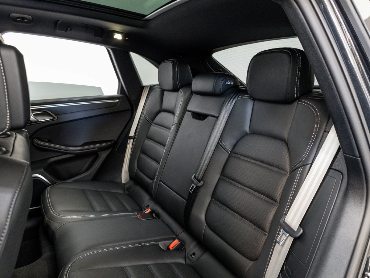 2026 Porsche Macan Macan S