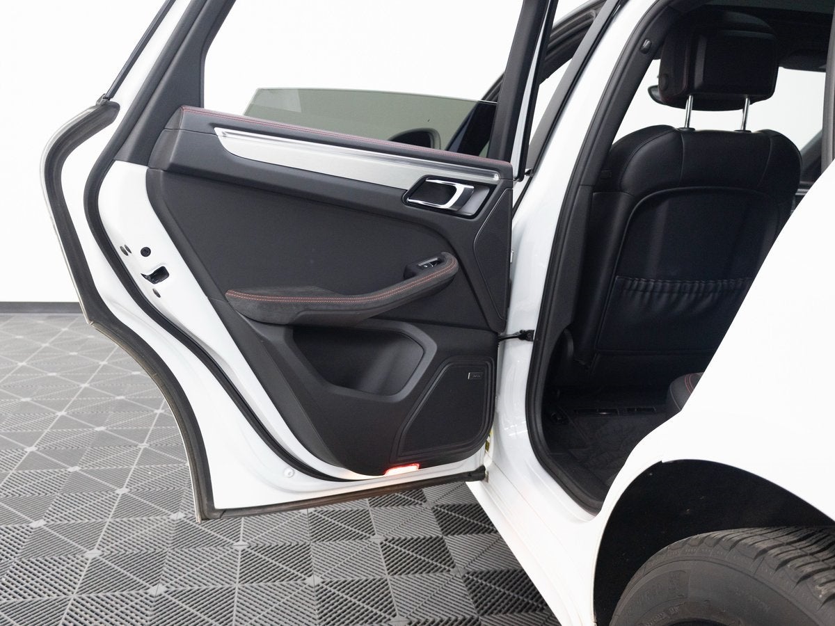 2017 Porsche Macan GTS