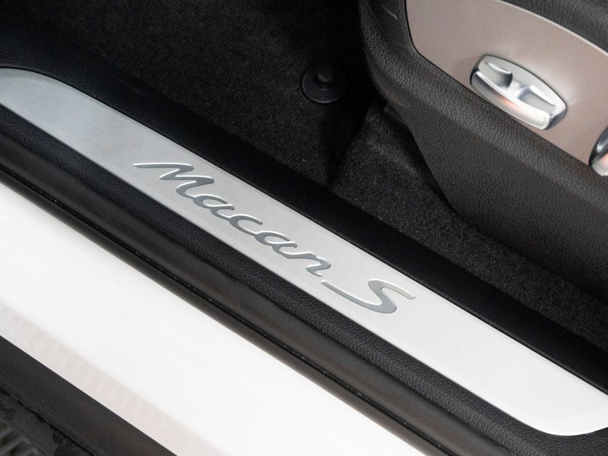 2026 Porsche Macan S