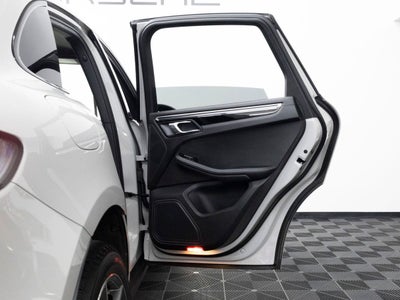 2023 Porsche Macan S